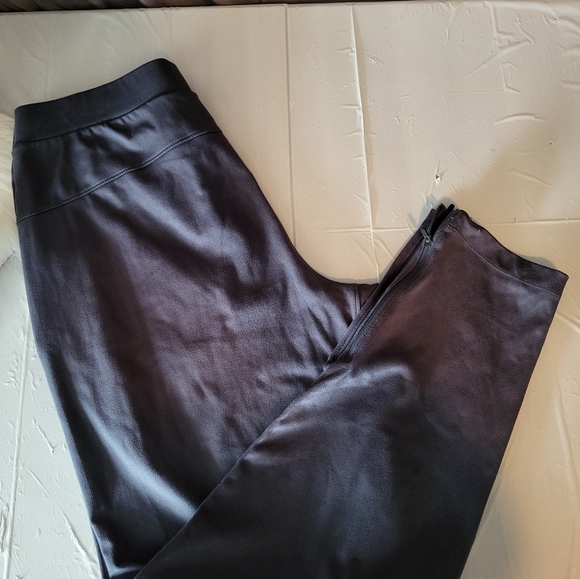 Mondetta Joggers Size Medium - Picture 1 of 5